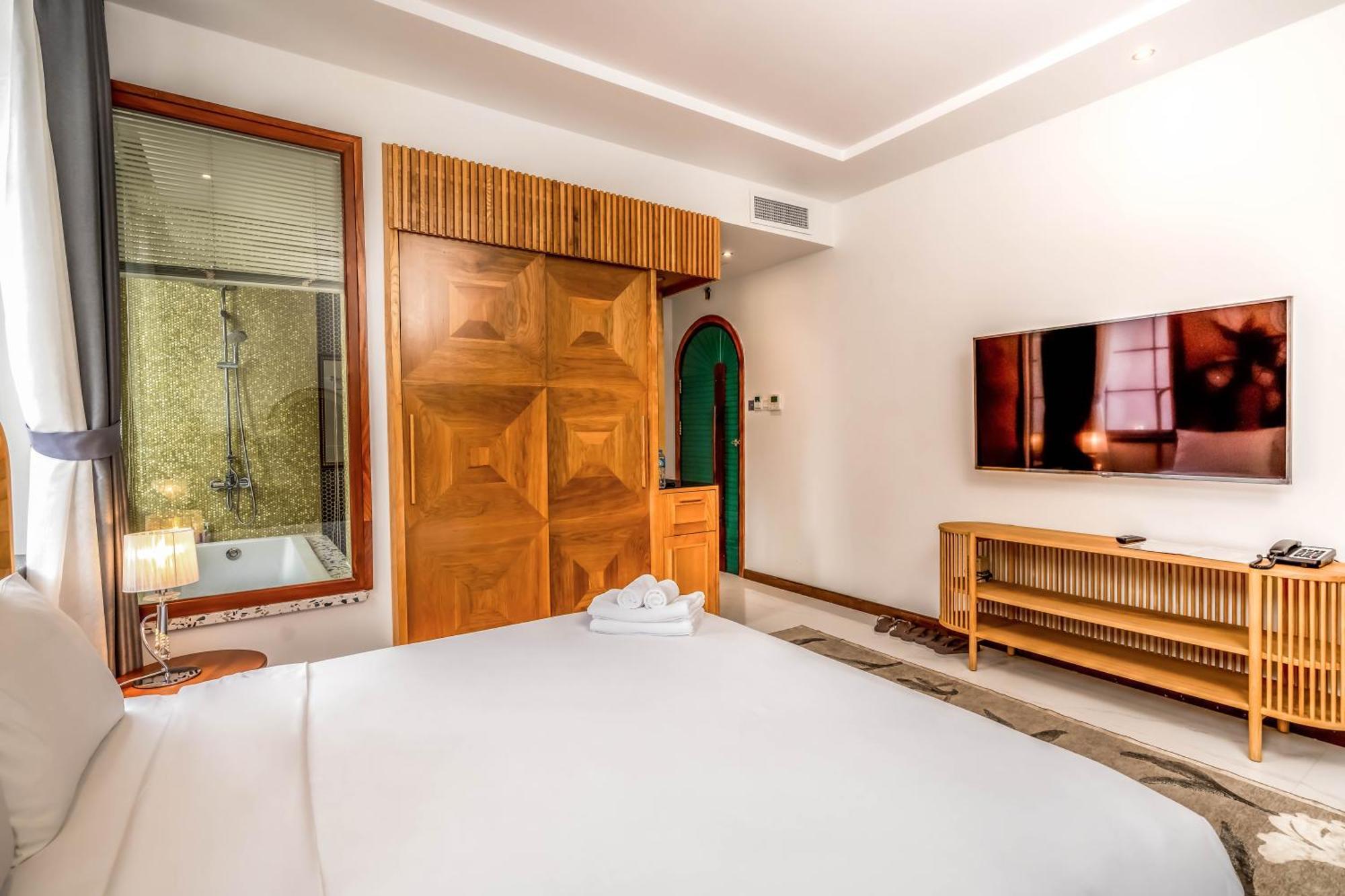 Hotel Free Airport - Misaki By Sazi 3*